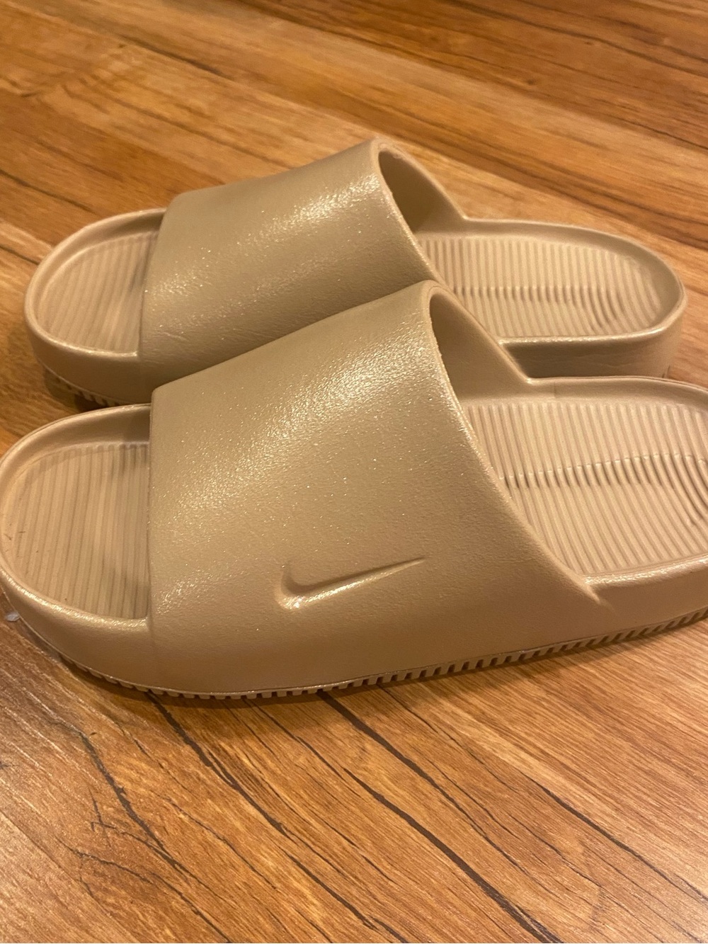 Nike Calm Slides in khaki mens 7 Womans 8 sandals comfortable